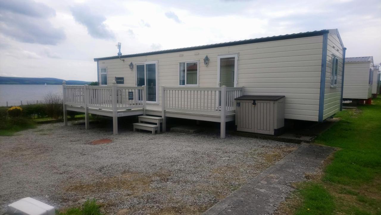 Oor Wee Hoose Hotel Leswalt Exterior photo